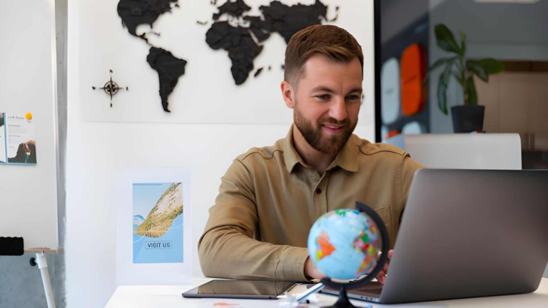 How a Marketing Assistant Saves You Hours on Everyday Tasks